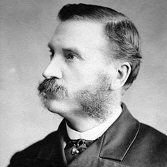 Portrait d'Adolphe-Basile Routhier vers 1890.